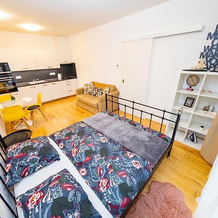 Lovely Studio Apartment, Free Parking 1,55 Hight Prague Luaran gambar