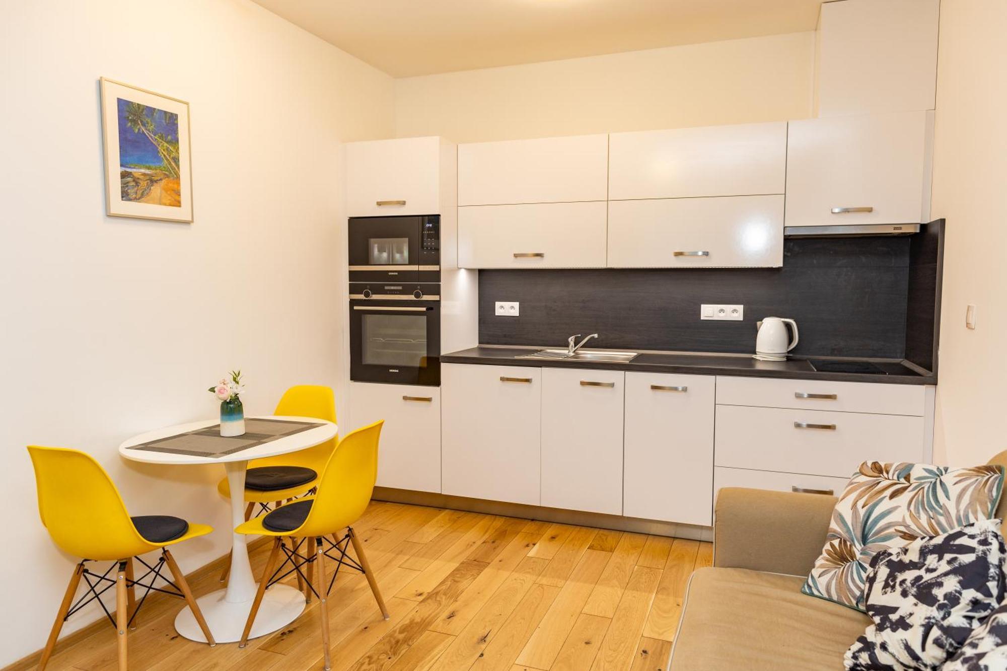 Lovely Studio Apartment, Free Parking 1,55 Hight Prague Luaran gambar